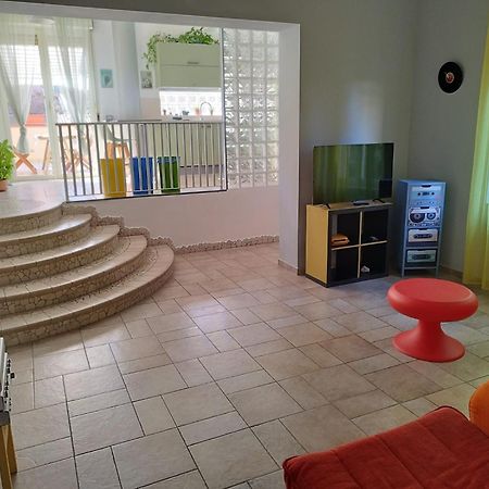 Appartamento Fronte Mare Con Parcheggio Privato Pescara Exterior foto